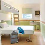 ホテル Ibis Budget