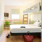 ホテル Ibis Budget *