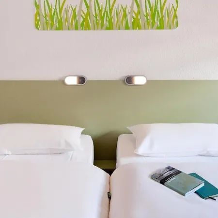 Ibis Budget *