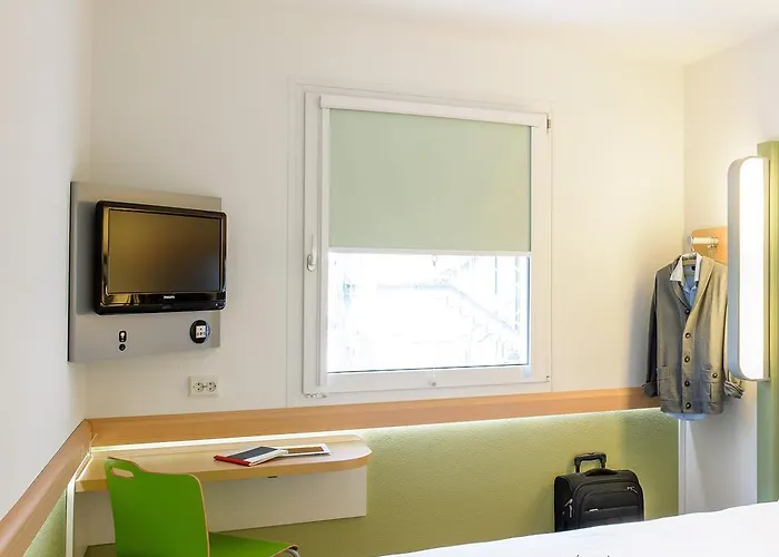 Ibis Budget Отель